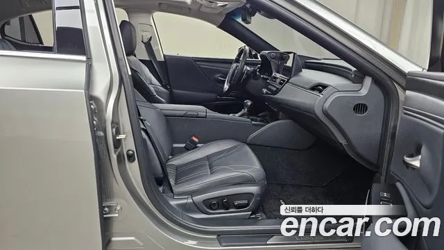 Lexus ES300h 7th generation id 2690579 из Кореи 2