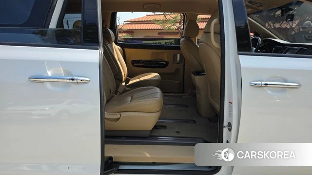 Kia The New Carnival 2018 Белый из Кореи, фото 2