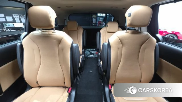 Kia Carnival 4th generation 2021 Белый из Кореи, фото 2