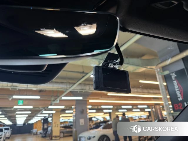 Volvo XC60 second Generation 2024 Белый из Кореи, фото 2