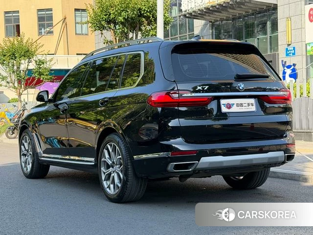 BMW X7 2022 Черный из Китая, фото 2