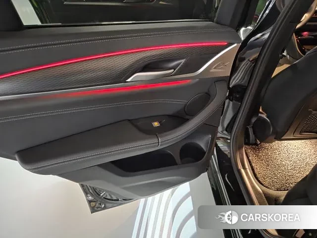 BMW X4 (G02) 2023 Черный из Кореи, фото 2