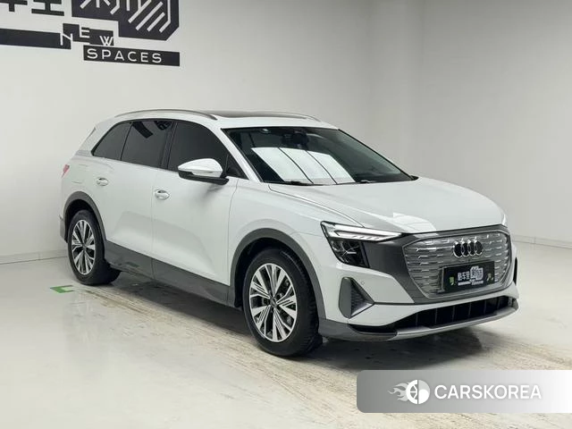 Audi Q5 e-tron 2023 Белый из Китая, фото 2