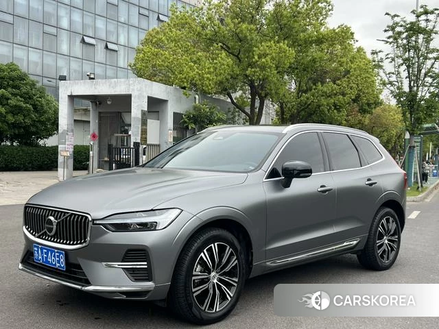 Volvo XC60 2021 Темно-серый из Китая, фото 2