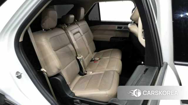 Ford Explorer 6th Generation 2020 Белый из Кореи, фото 2