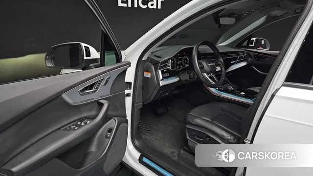 Audi Q7 (4M) 2021 Белый из Кореи, фото 2