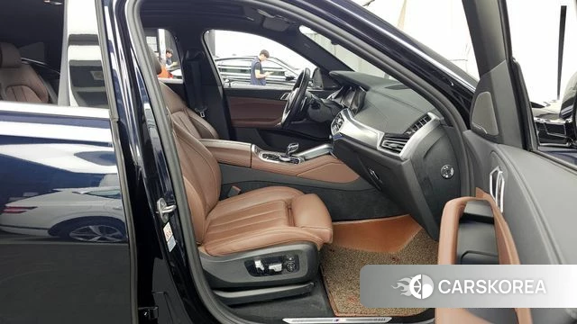 BMW X6 (G06) 2021 Черный из Кореи, фото 2