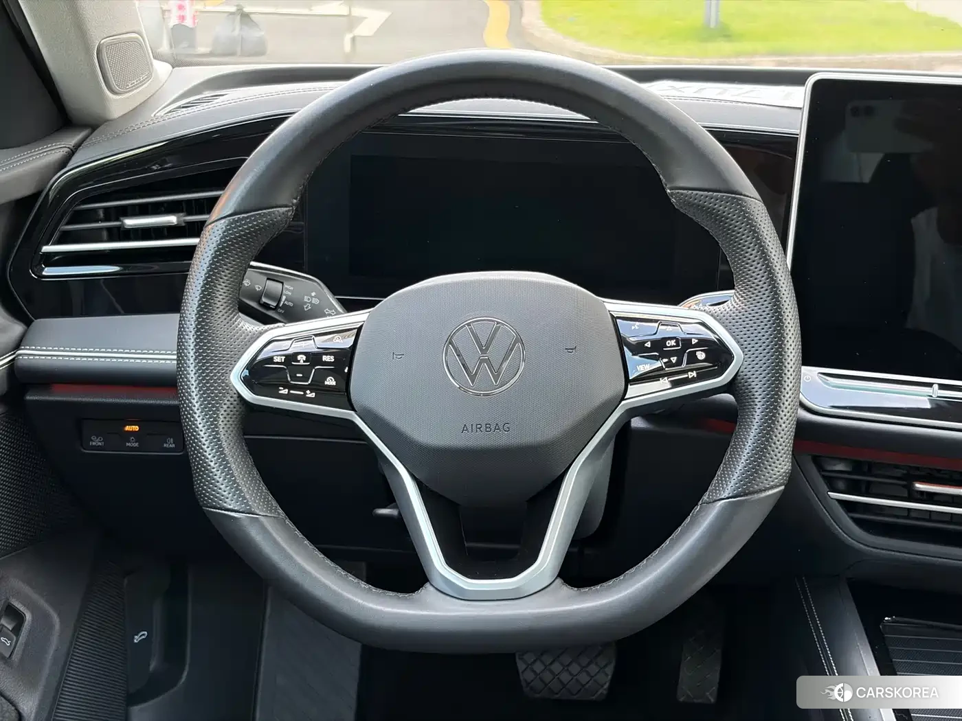 Volkswagen Magotan 2024 Синий из Китая, фото 2