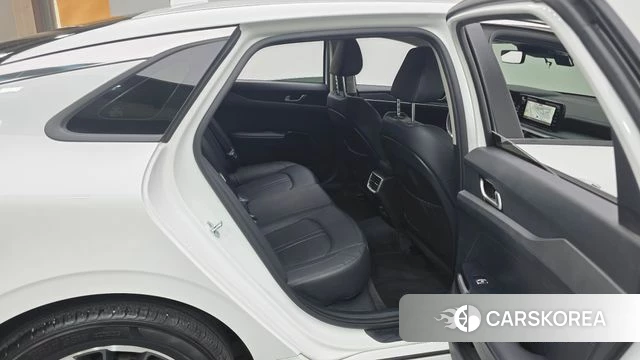 Kia K5 3rd generation 2022 Белый из Кореи, фото 2