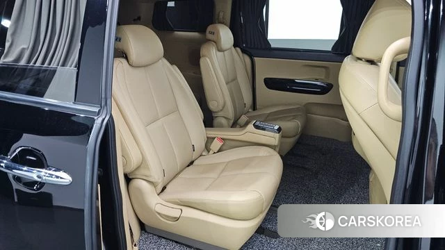 Kia The New Carnival 2018 Черный из Кореи, фото 2