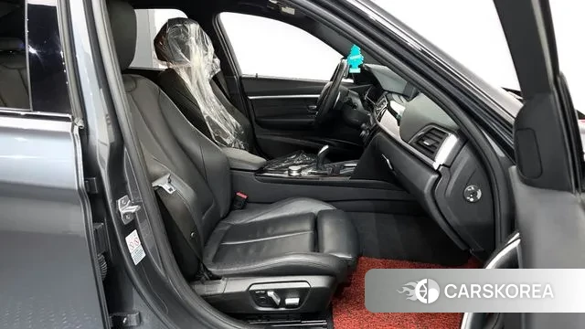 BMW 3 Series (F30) 2018 Серый из Кореи, фото 2