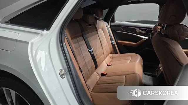 Audi A6 (C8) 2022 Белый из Кореи, фото 2