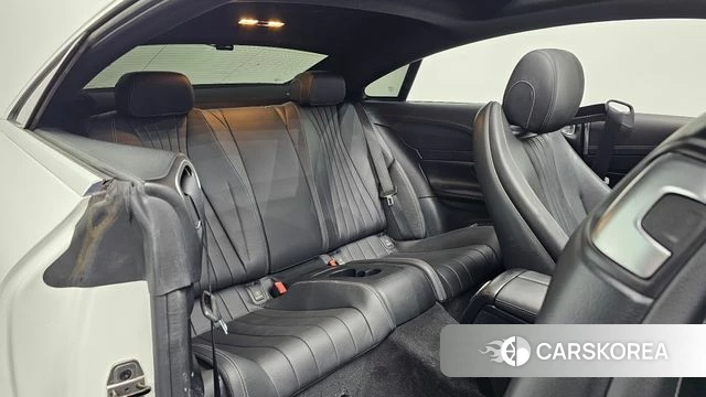 Mercedes-Benz E-Class W213 2019 Белый из Кореи, фото 2