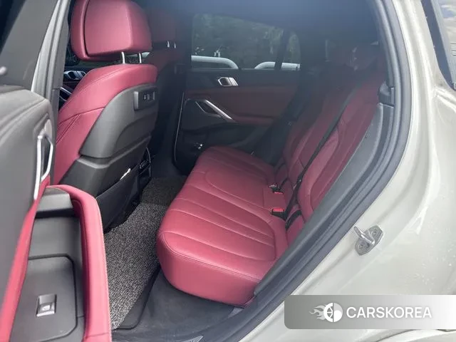 BMW X6 (G06) 2021 Белый из Кореи, фото 2