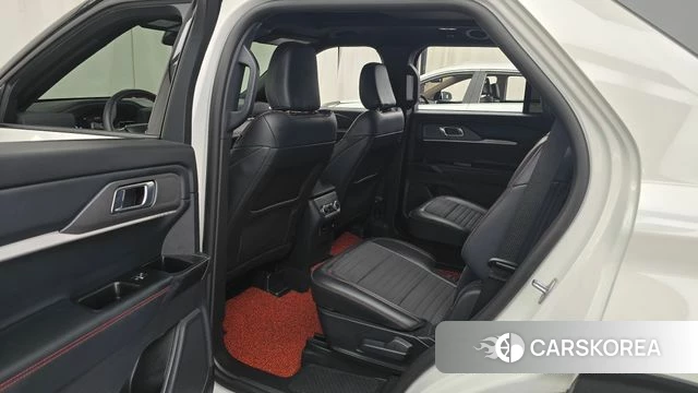 Ford Explorer 6th Generation 2025 Белый из Кореи, фото 2