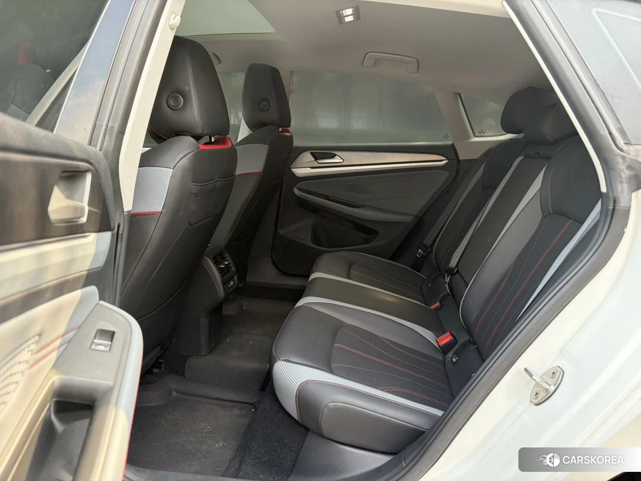 Volkswagen Lingdu 2023 Белый из Китая, фото 2