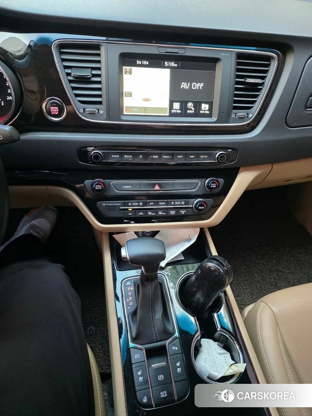 Kia The New Carnival 2019 Черный из Кореи, фото 2