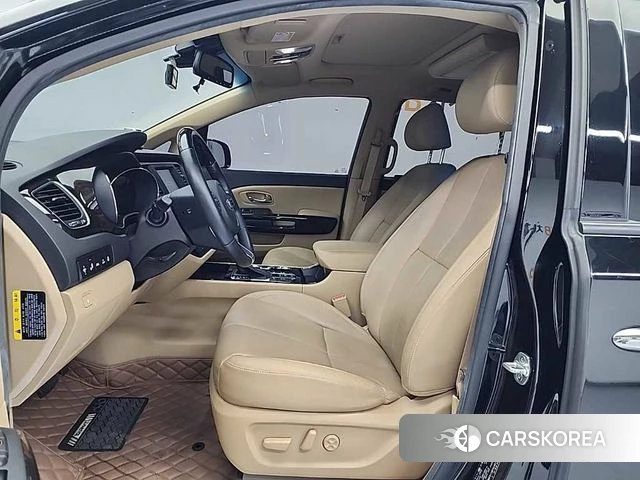 Kia The New Carnival 2018 Черный из Кореи, фото 2