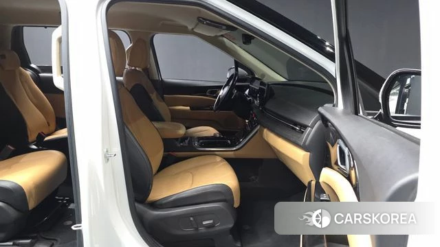 Kia Carnival 4th generation 2021 Белый из Кореи, фото 2