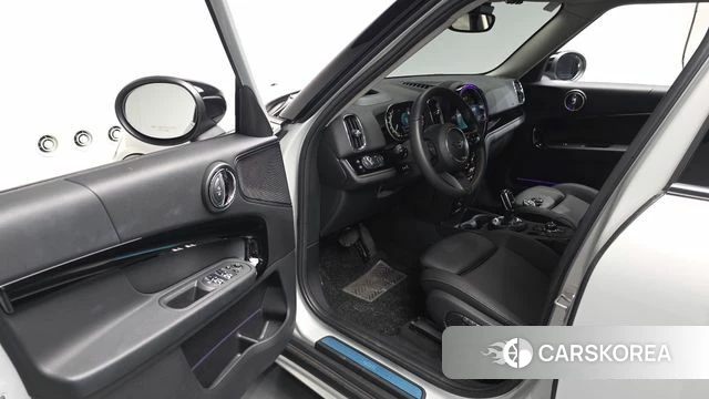 Mini Cooper Countryman 2022 Серебристо-серый из Кореи, фото 2