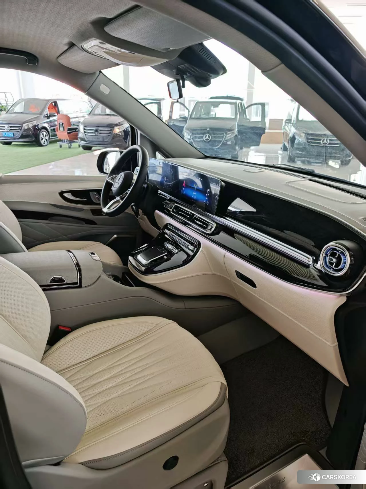 Mercedes-Benz Vito 2024 Черный из Китая, фото 2
