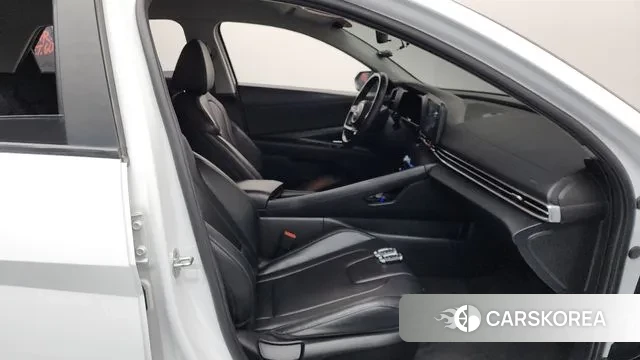 Hyundai Avante Hybrid (CN7) 2021 Белый из Кореи, фото 2