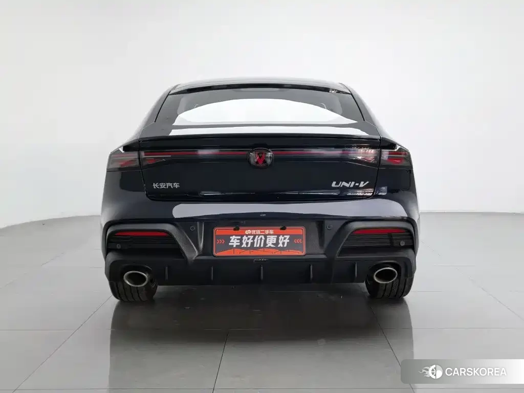 Chang'an UNI-V 2026 Черный из Китая, фото 2