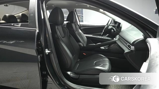 Hyundai Avante (CN7) 2021 Черный из Кореи, фото 2