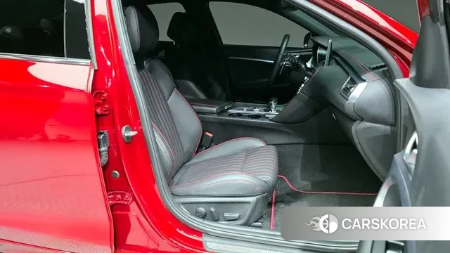 Genesis G70 2020 Красный из Кореи, фото 2