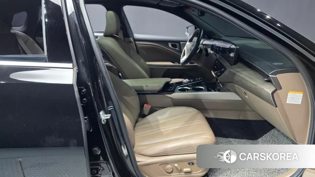 Kia K8 Hybrid 2023 Черный из Кореи, фото 2