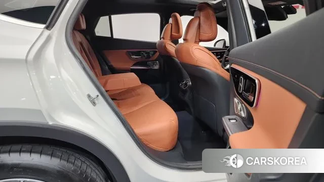Mercedes-Benz GLC-Class X254 2024 Белый из Кореи, фото 2