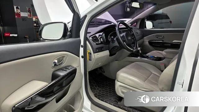 Kia The New Carnival 2018 Белый из Кореи, фото 2