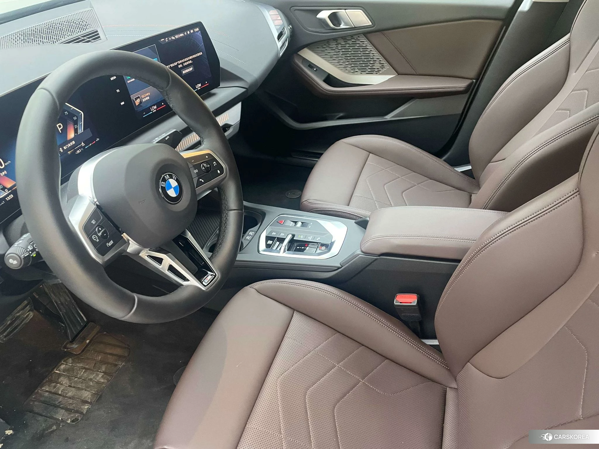 BMW 2 series 2025 Серебристо-серый из Китая, фото 2