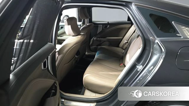 Kia K8 2023 Серый из Кореи, фото 2