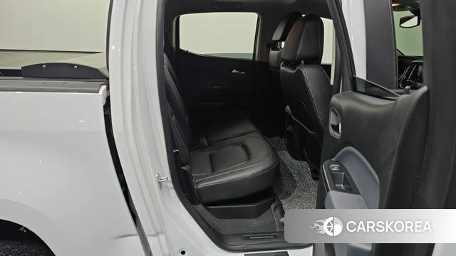 Chevrolet (GM Daewoo) Real New Colorado 2022 Белый из Кореи, фото 2