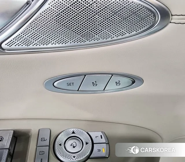 Genesis GV70 2022 Белый из Кореи, фото 2