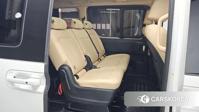 Hyundai Staria 2024 Белый из Кореи, фото 2