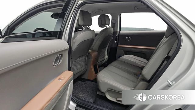 Hyundai Ionic 5 2022 Серебристо-серый из Кореи, фото 2