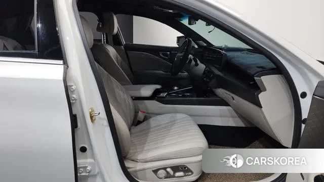 Kia K8 2021 Белый из Кореи, фото 2