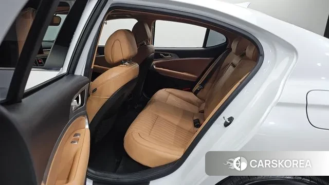 Genesis The New G70 2021 Белый из Кореи, фото 2