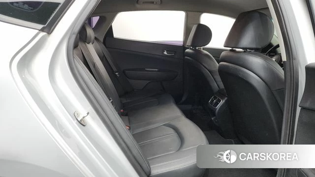 Kia The New K5 2nd generation 2019 Серебряный из Кореи, фото 2