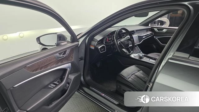 Audi A6 (C8) 2021 Серый из Кореи, фото 2