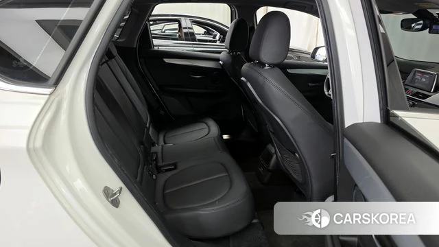 BMW 2 Series Active Tourer (F45) 2019 Белый из Кореи, фото 2