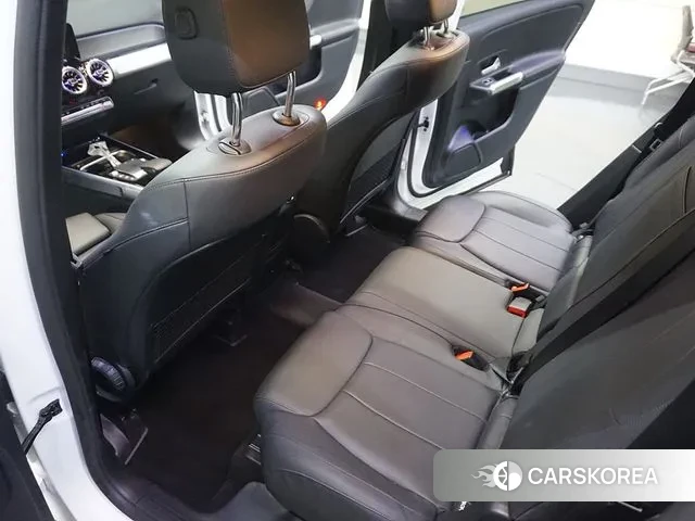 Mercedes-Benz GLB-Class X247 2022 Белый из Кореи, фото 2