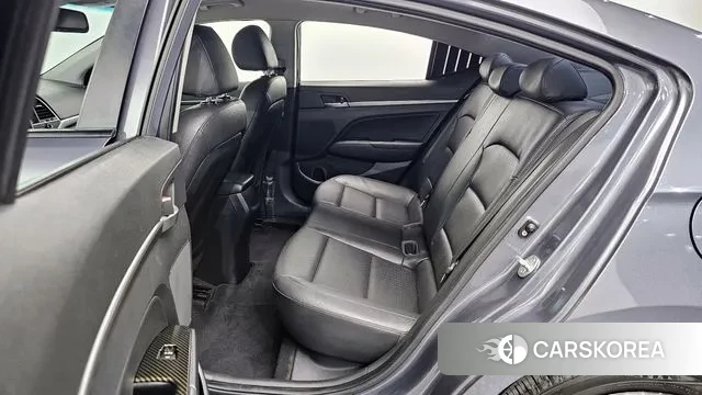 Hyundai Avante AD 2018 Серый из Кореи, фото 2