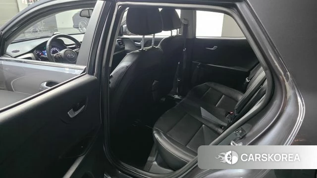 Kia Stonic 2020 Серый из Кореи, фото 2