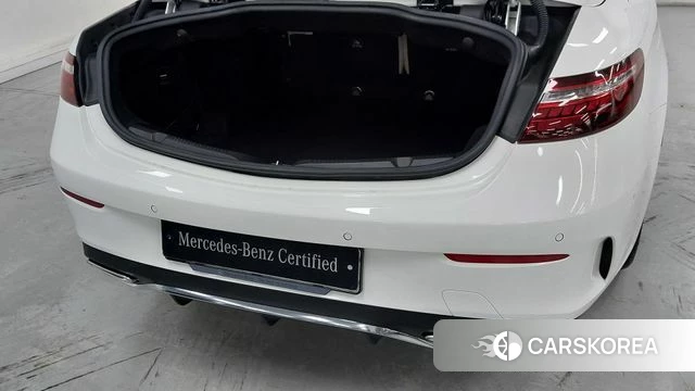 Mercedes-Benz E-Class W213 2023 Белый из Кореи, фото 2