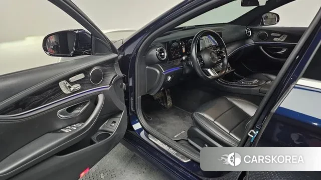 Mercedes-Benz E-Class W213 2020 Синий из Кореи, фото 2