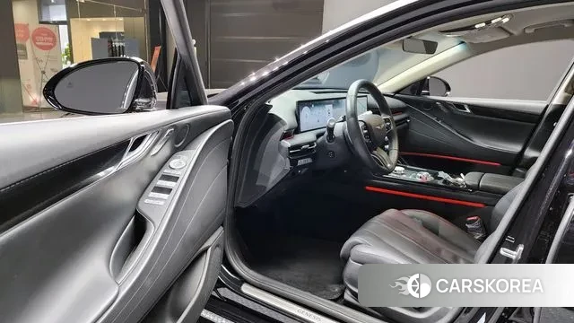 Genesis G80 (RG3) 2024 Черный из Кореи, фото 2