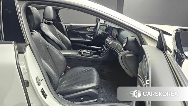 Mercedes-Benz CLS-Class C257 2018 Белый из Кореи, фото 2